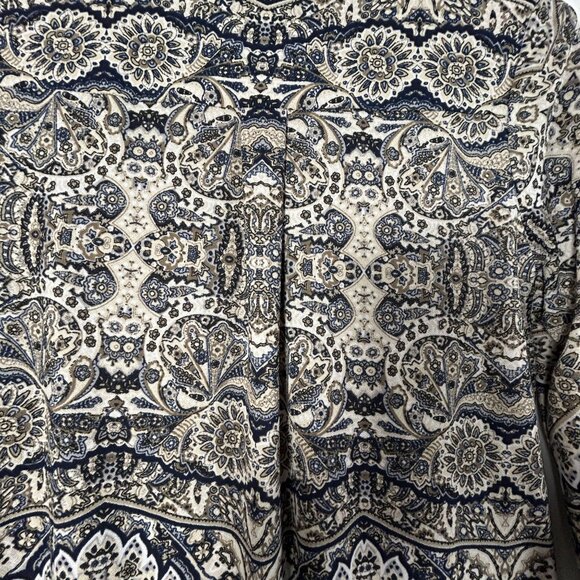 Dana Buchman Womens Paisley Print Tunic Top Medium 3/4 Sleeve Beige Navy Stretch - Picture 3 of 10